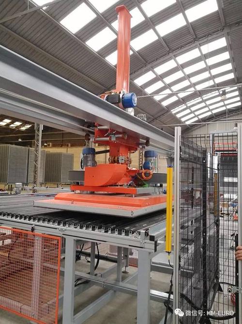 跟着hm-euro去西班牙:首度揭秘西班牙tau瓷砖工厂
